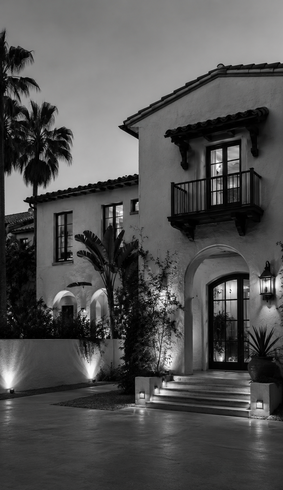 California boutique hotel exterior at evening